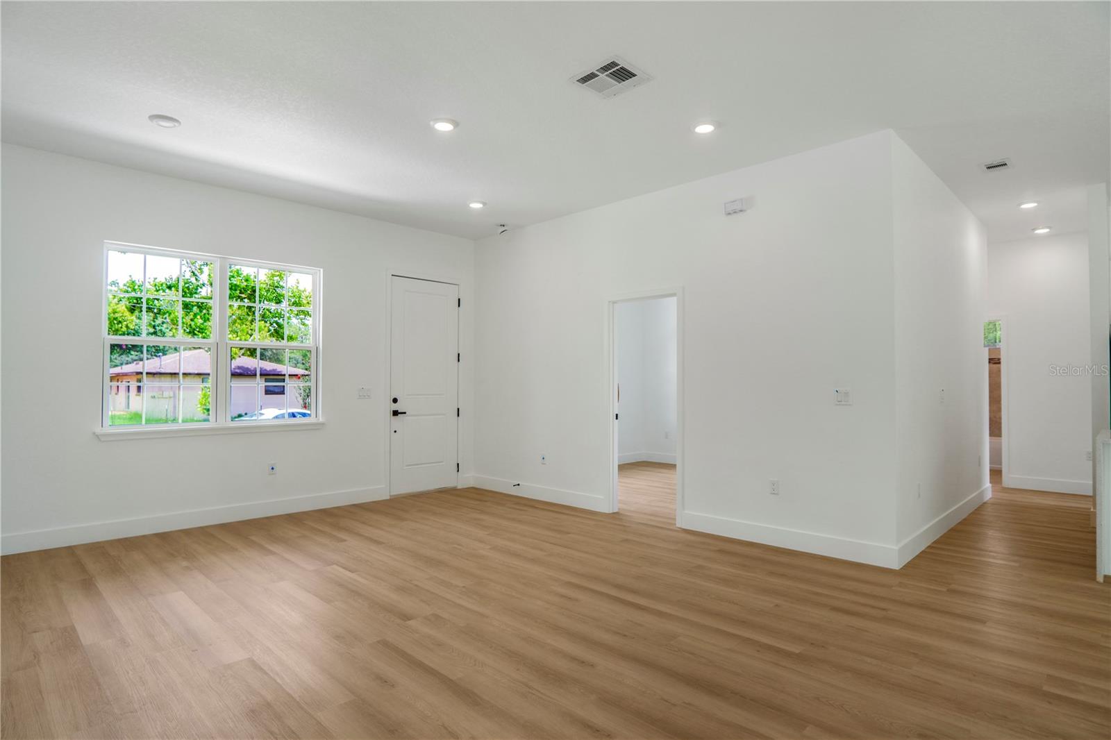 CITRUS SPGS UNIT 11 - Residential