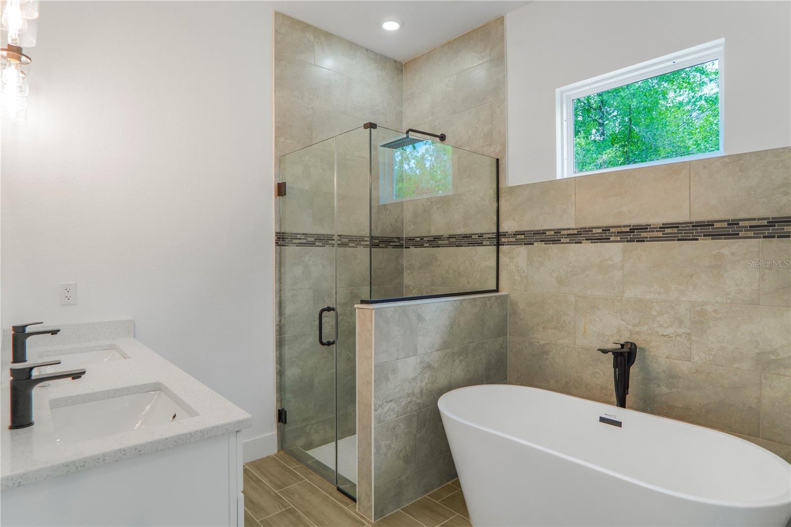 CITRUS SPGS UNIT 11 - Residential