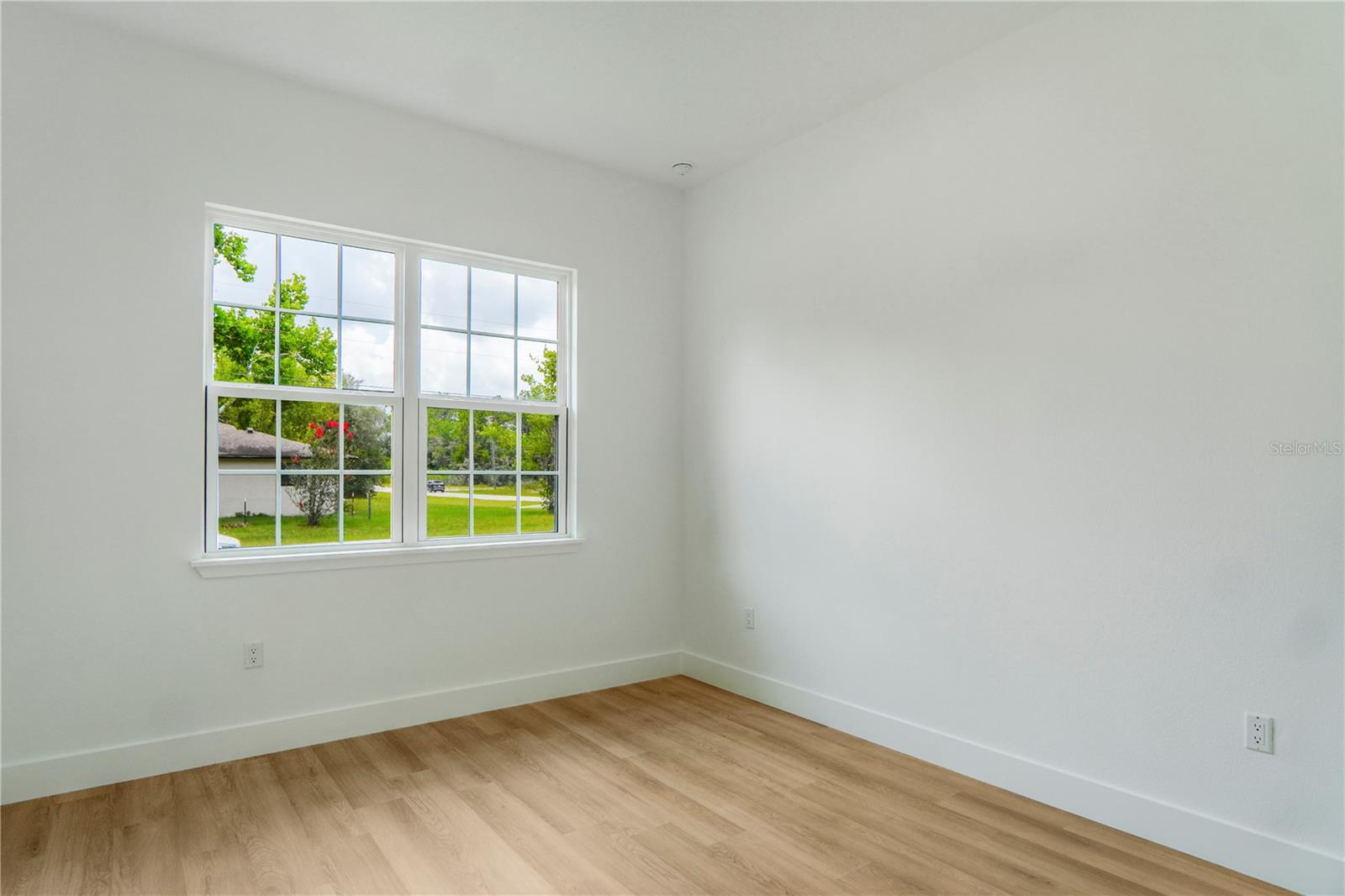 CITRUS SPGS UNIT 11 - Residential