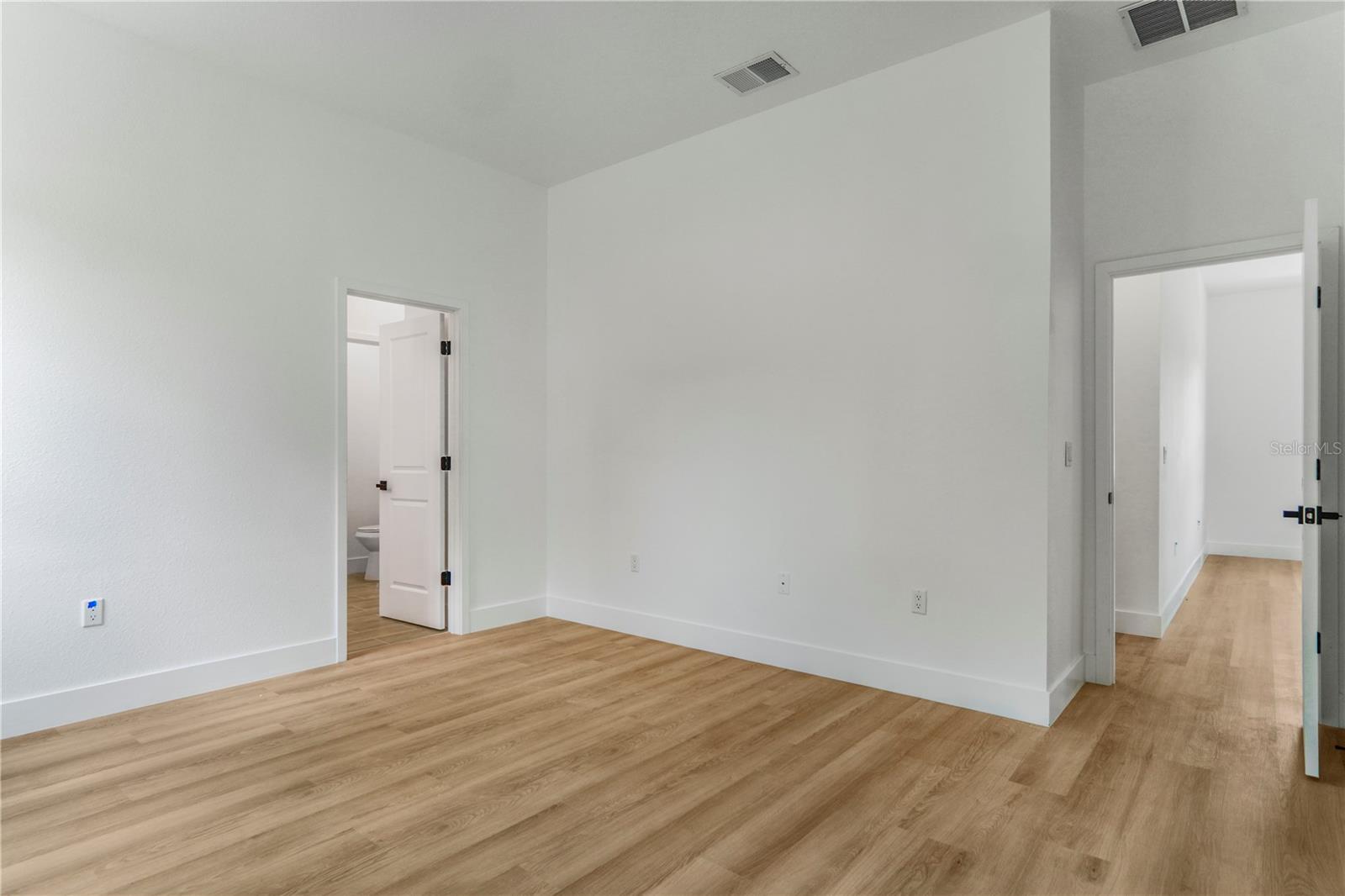 CITRUS SPGS UNIT 11 - Residential