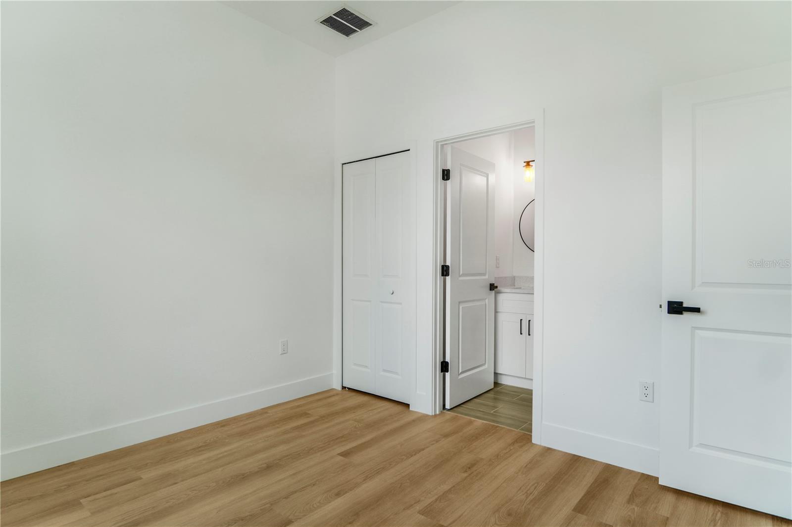 CITRUS SPGS UNIT 11 - Residential