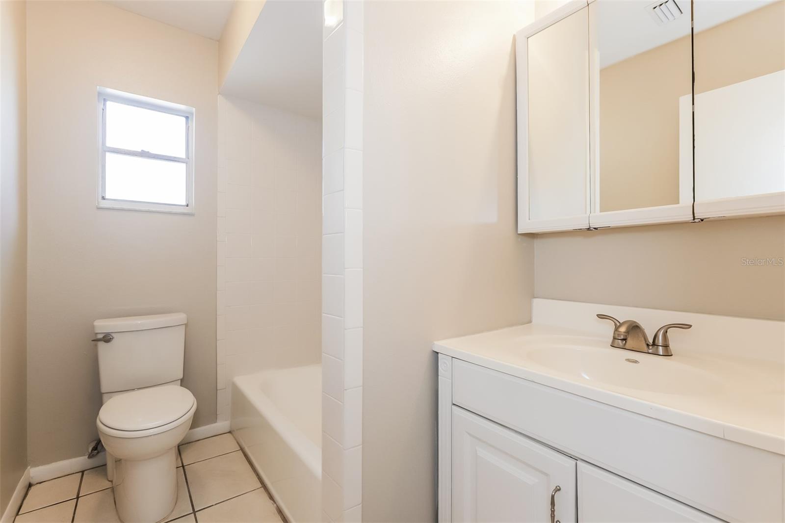 BLOOMINGDALE SEC C UNIT 2 - Residential