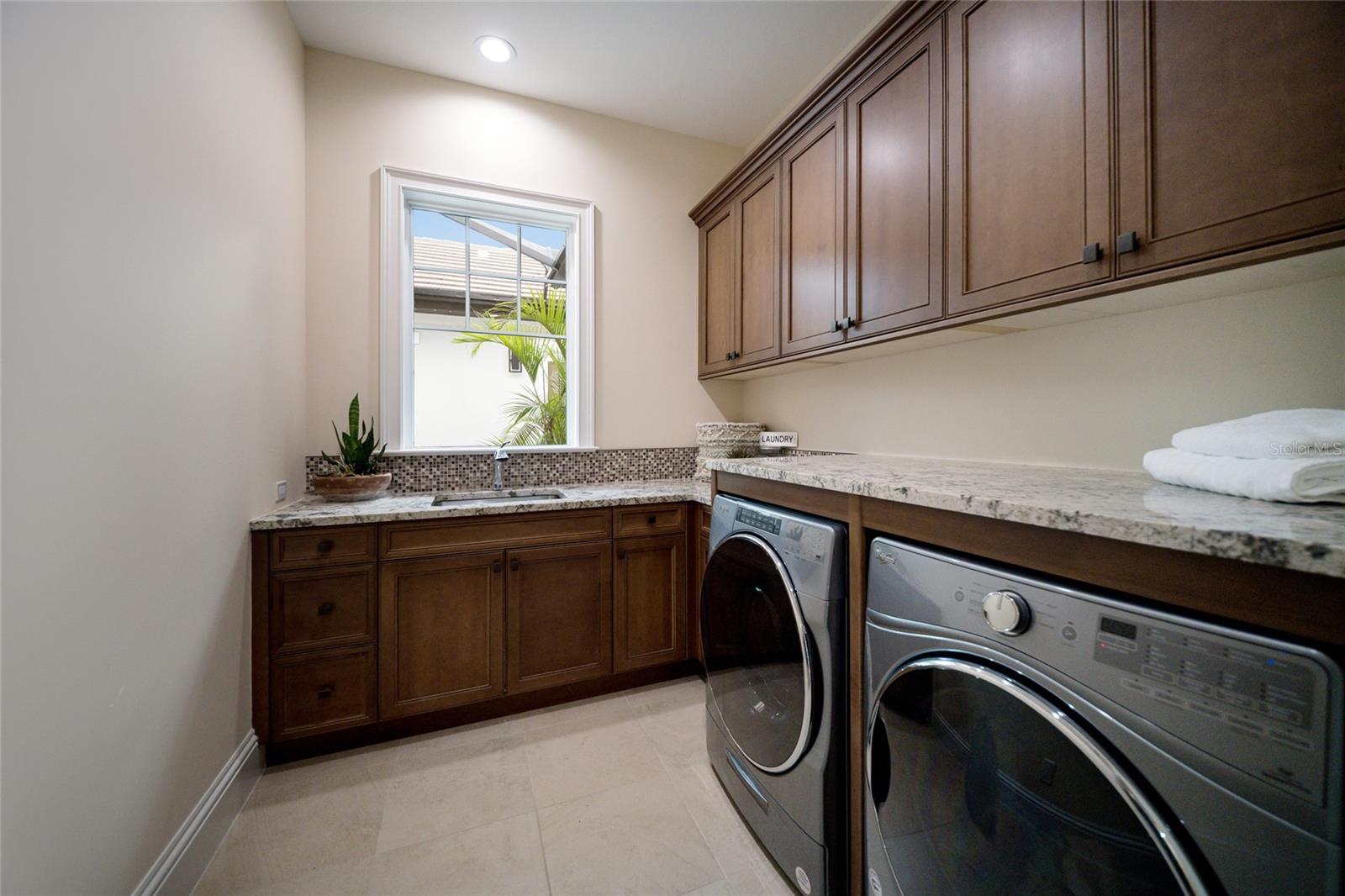 CONCESSION PH II BLK B & PH III - Residential