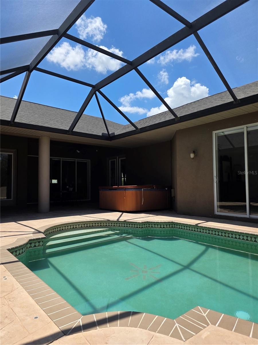ROTONDA WEST WHITEMARSH - Residential