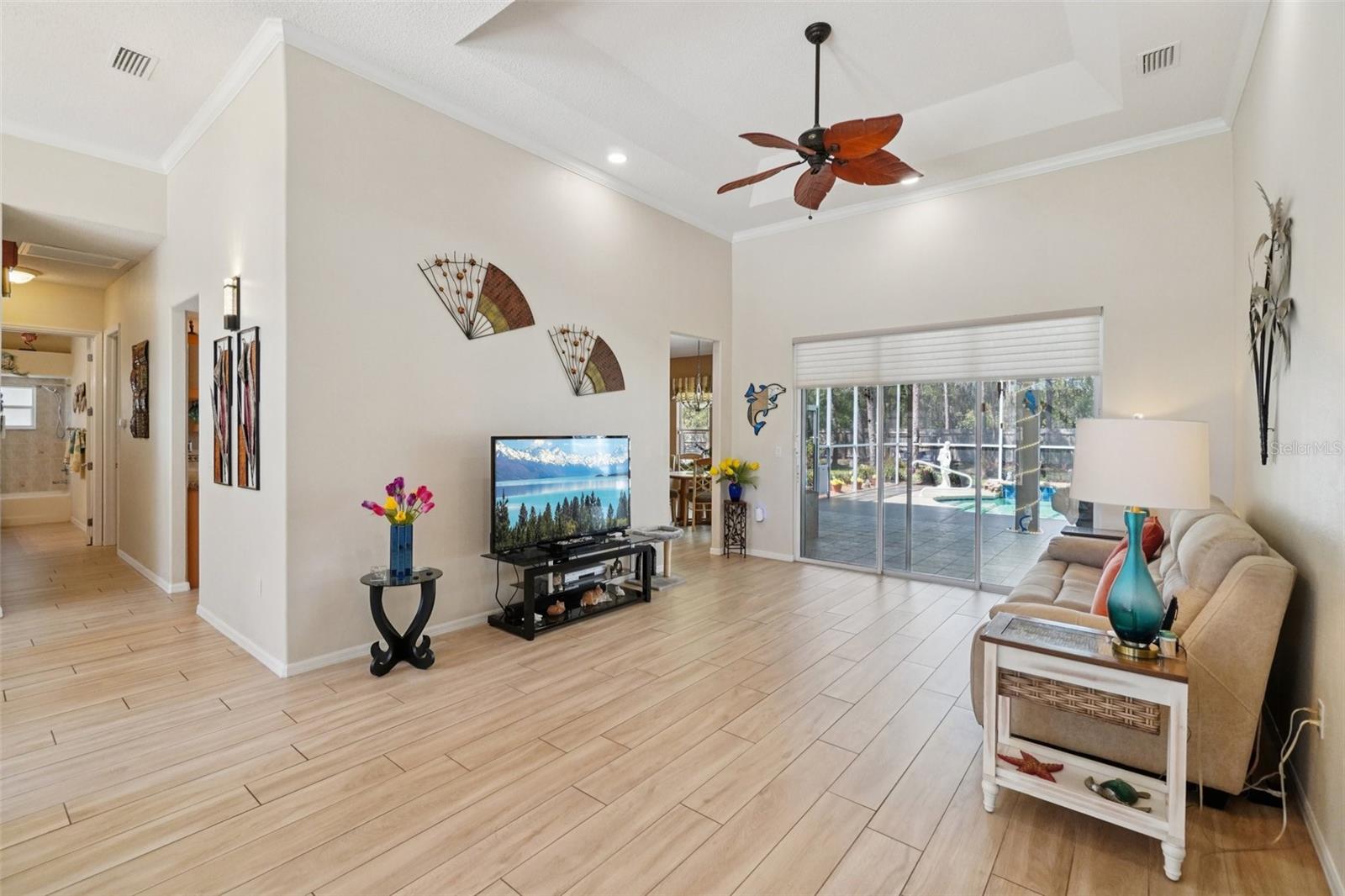 SPRING HILL - Residential