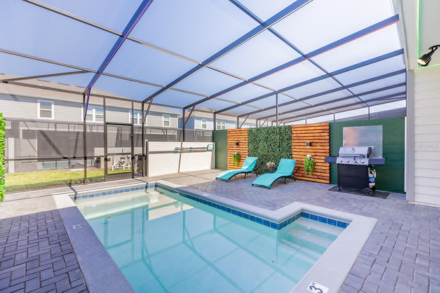 WINDSOR ISLAND RESIDENCE PH 3 - Residential