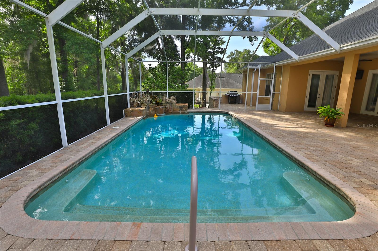 COUNTRY CLUB/OCALA UN 01 - Residential
