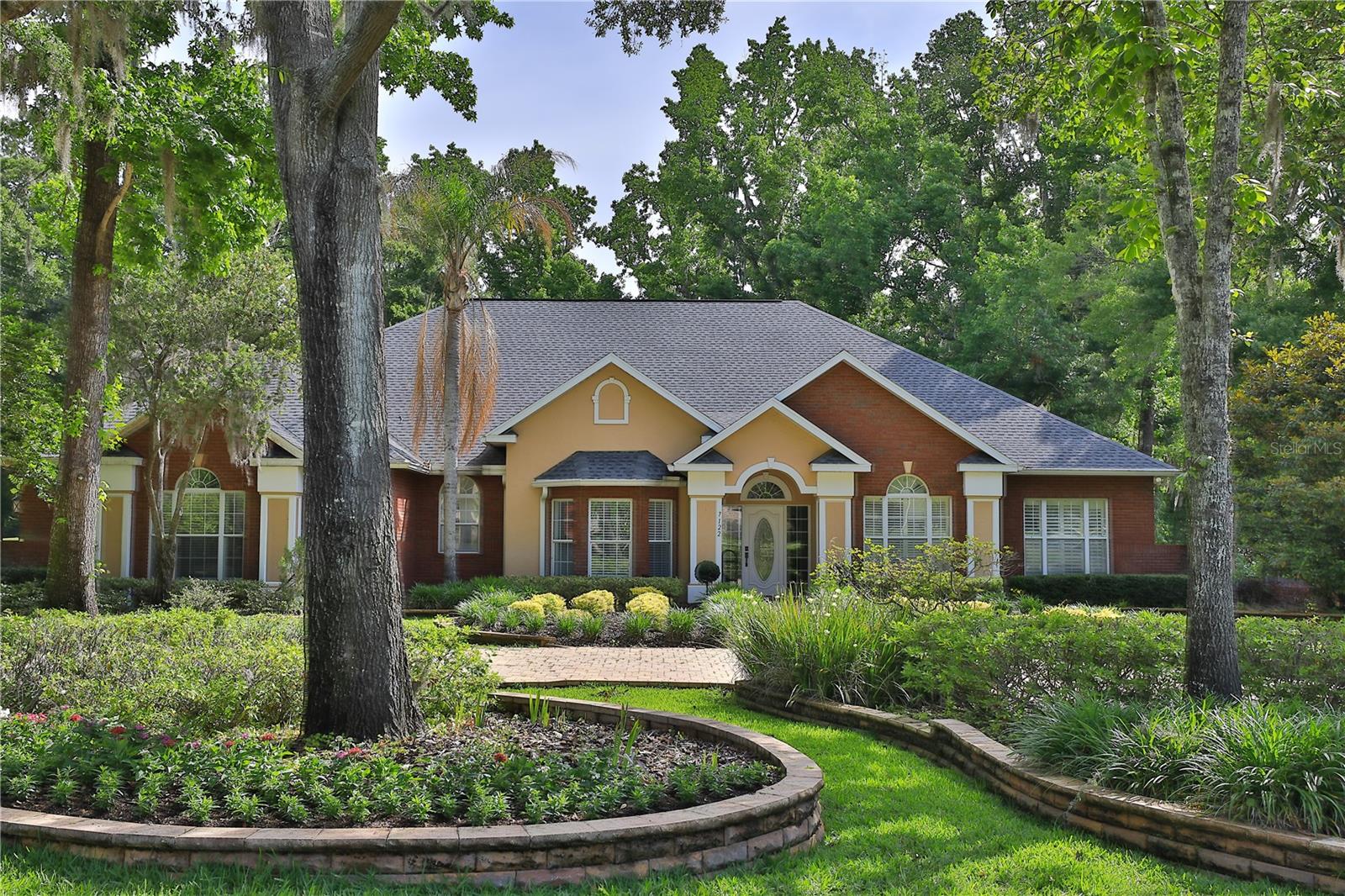 COUNTRY CLUB/OCALA UN 01 - Residential