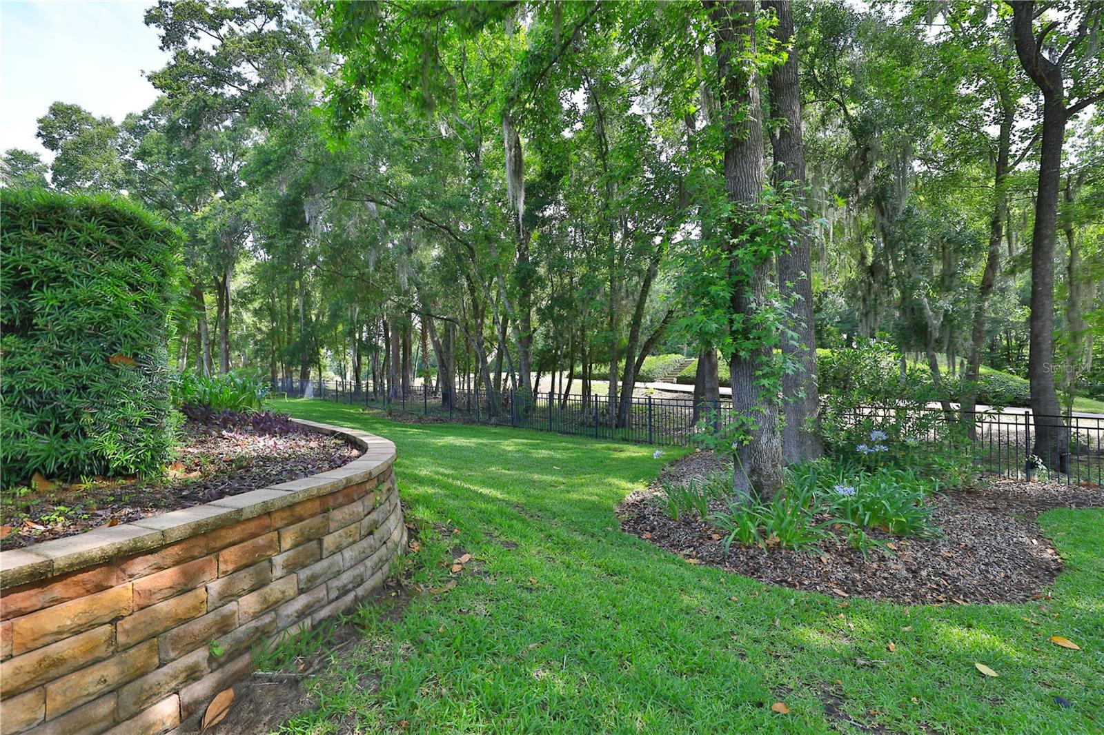 COUNTRY CLUB/OCALA UN 01 - Residential