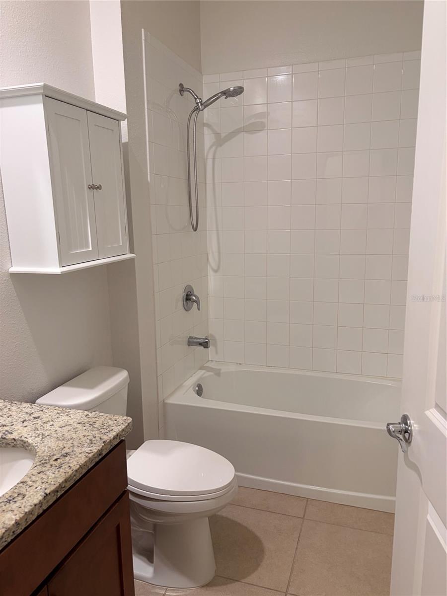 LAKE JOVITA GOLF & COUNTRY CLU - Residential
