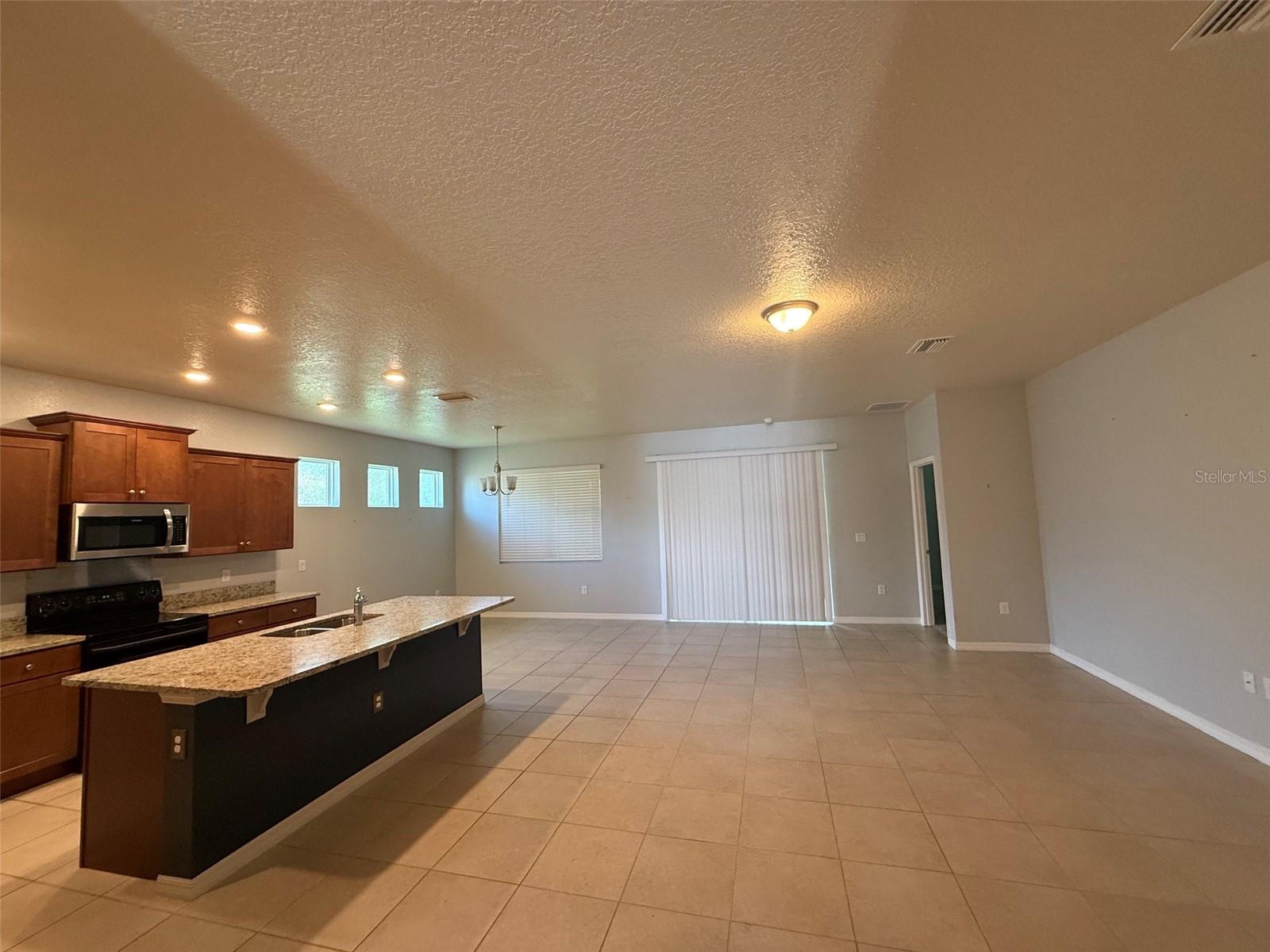 LAKE JOVITA GOLF & COUNTRY CLU - Residential
