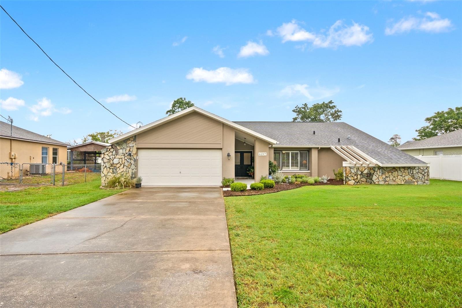 SPRING HILL - Residential