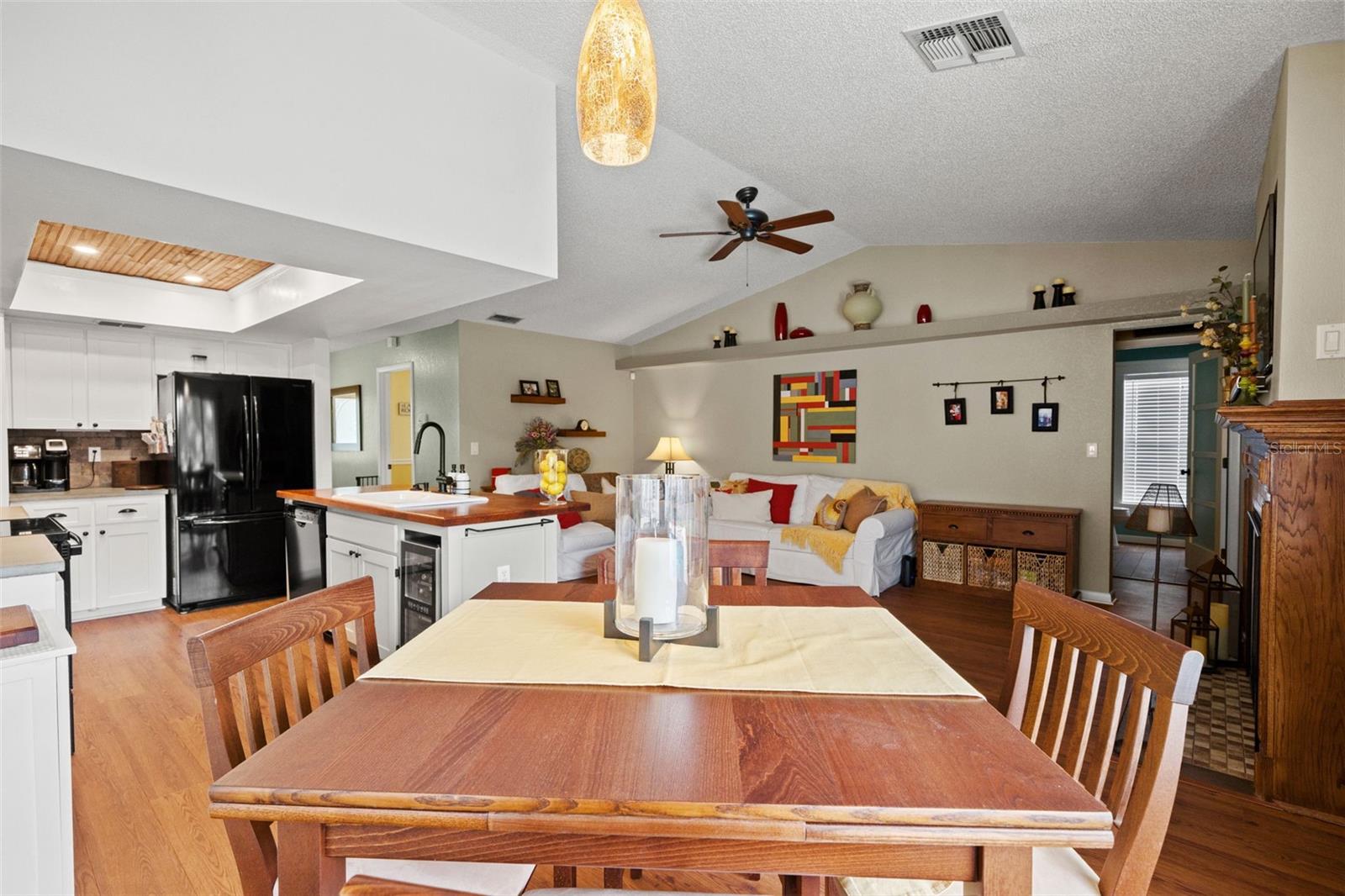 SPRING HILL - Residential