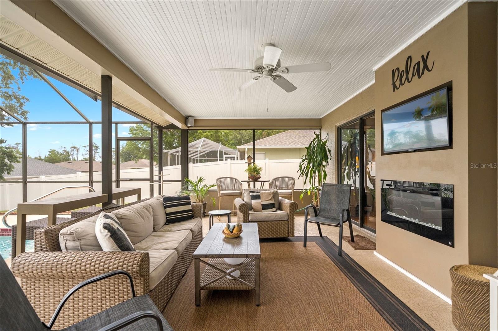 SPRING HILL - Residential