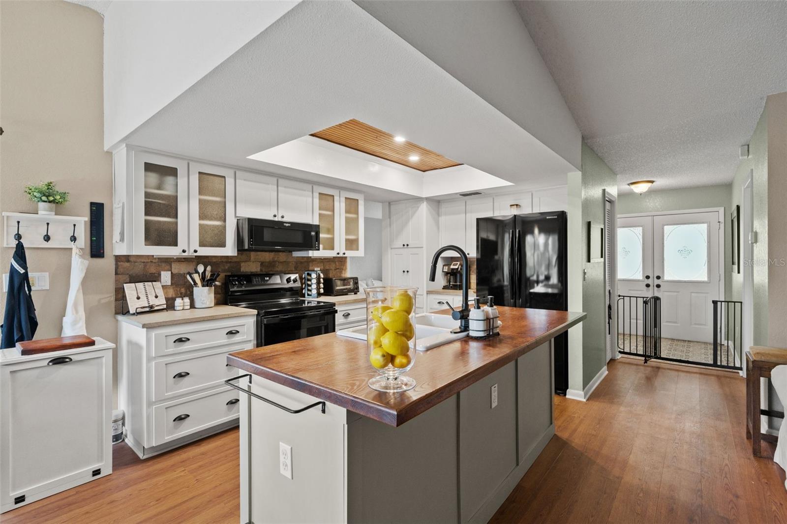SPRING HILL - Residential