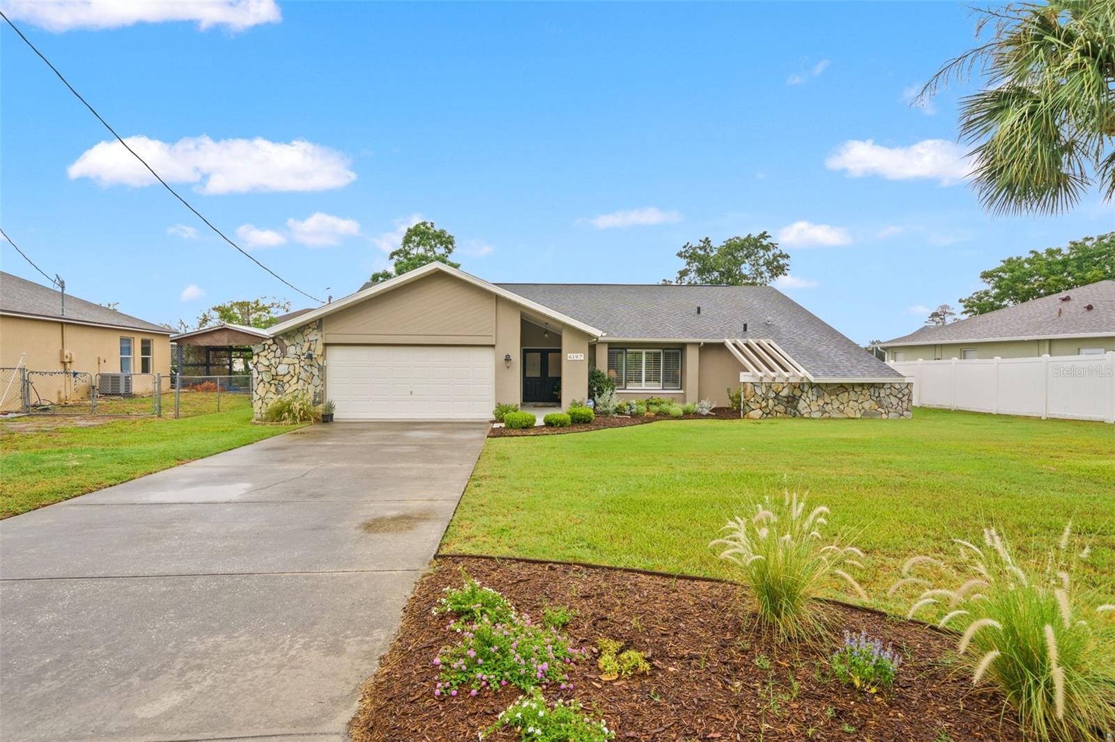 SPRING HILL - Residential
