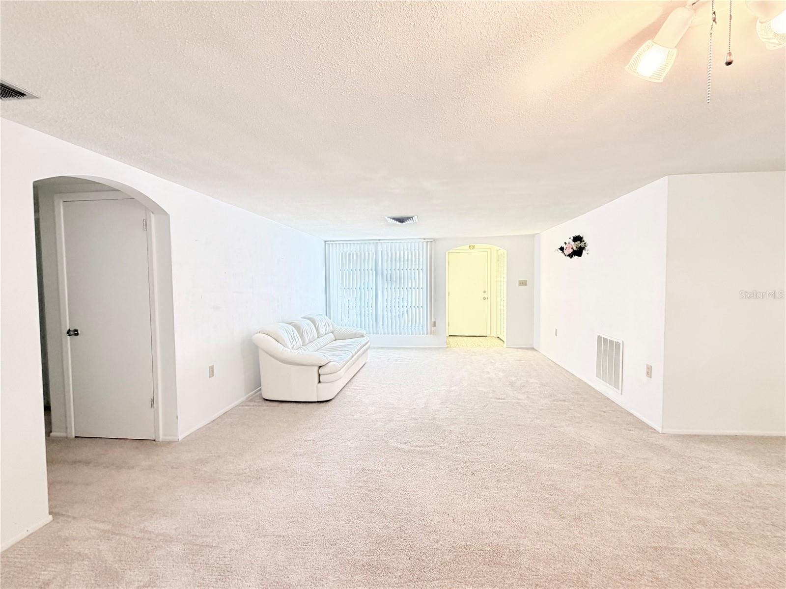 EMBASSY HILLS - Residential