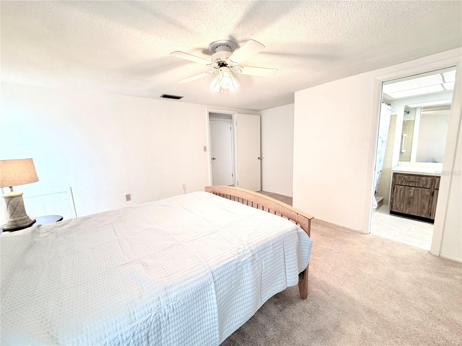 EMBASSY HILLS - Residential