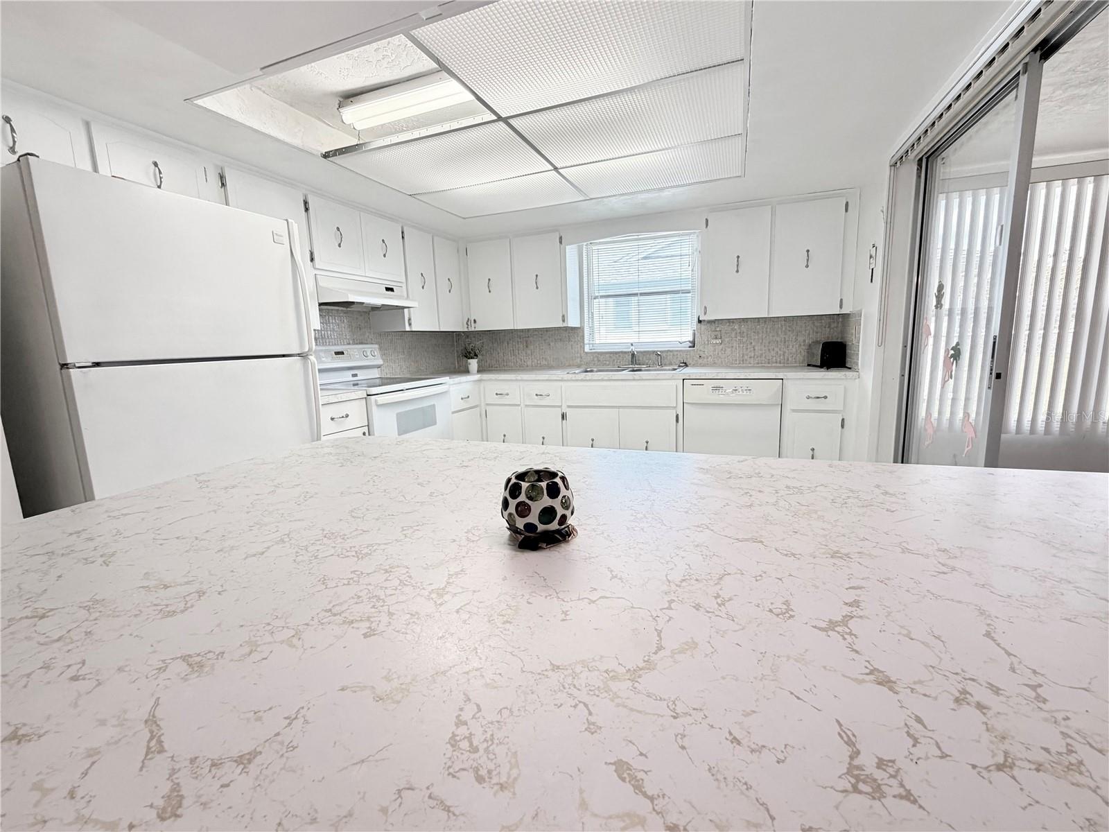 EMBASSY HILLS - Residential