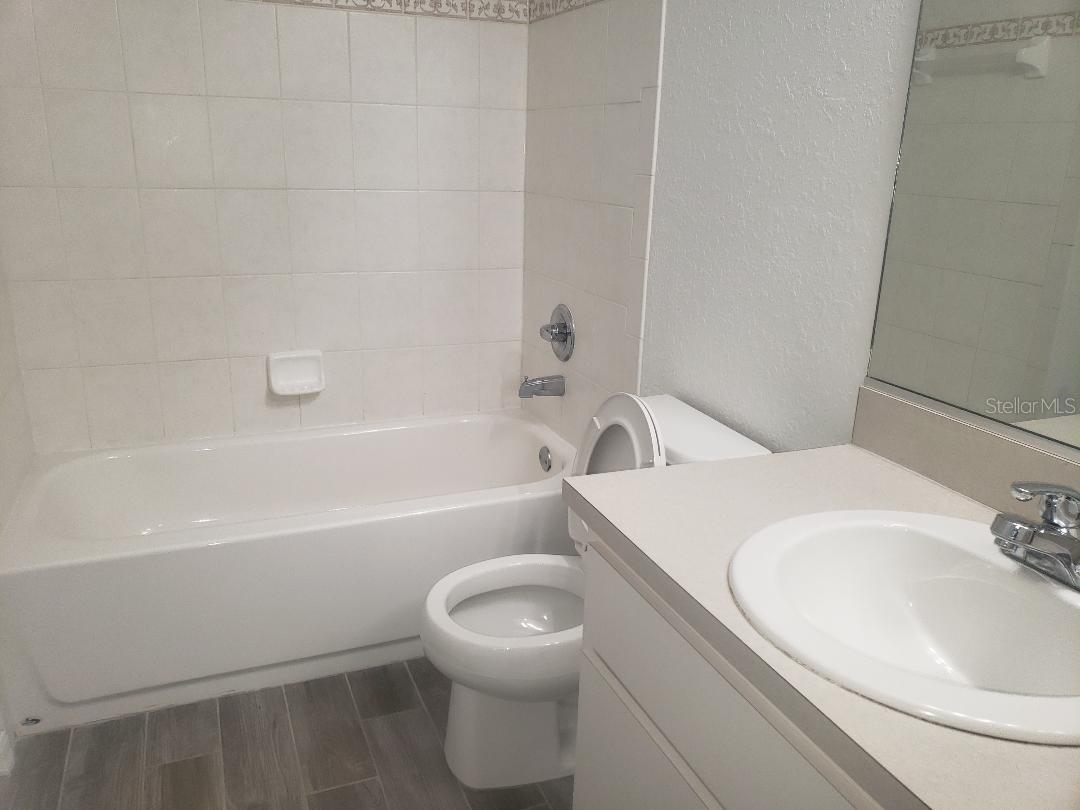 MARION OAKS - Residential Lease