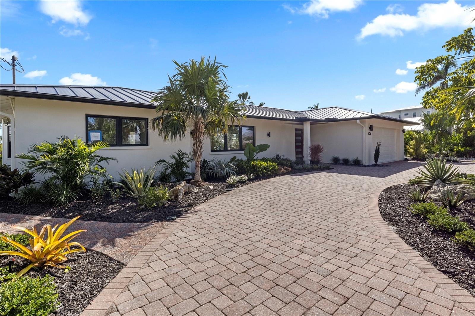 KEY ROYALE 9TH ADD - Residential