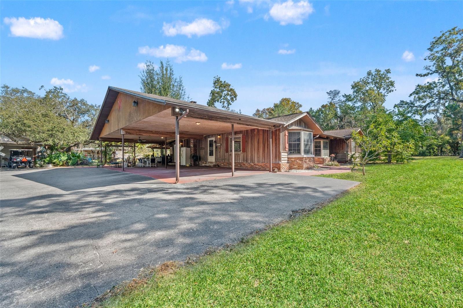 GULF COAST ACRES UNIT - Residential