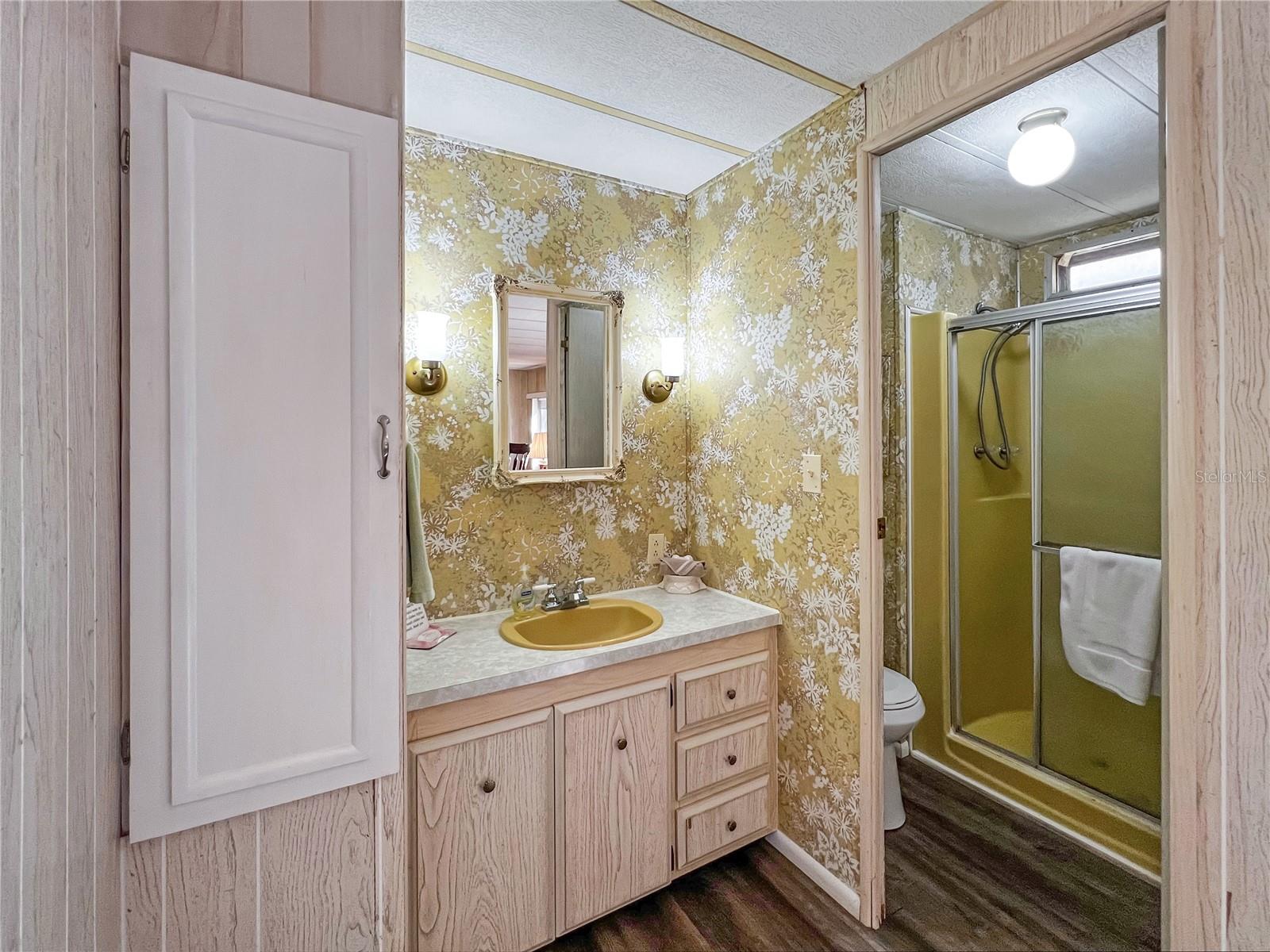 GULF COAST ACRES UNIT - Residential