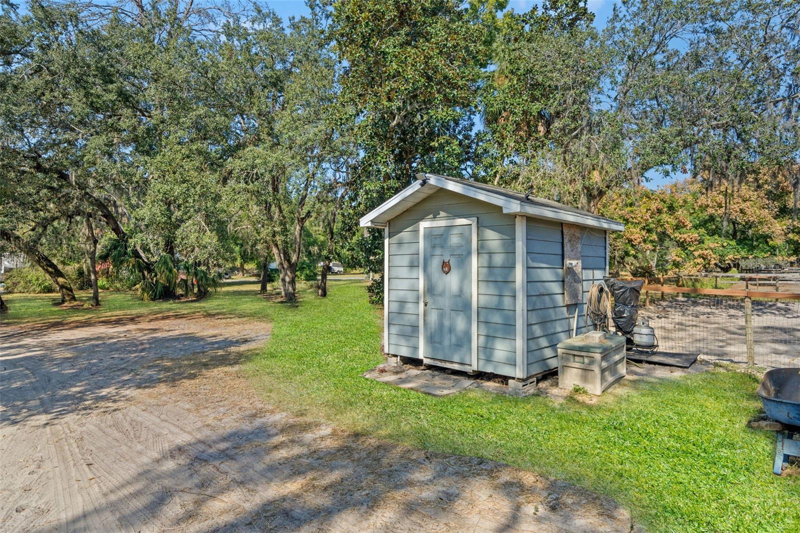 GULF COAST ACRES UNIT - Residential