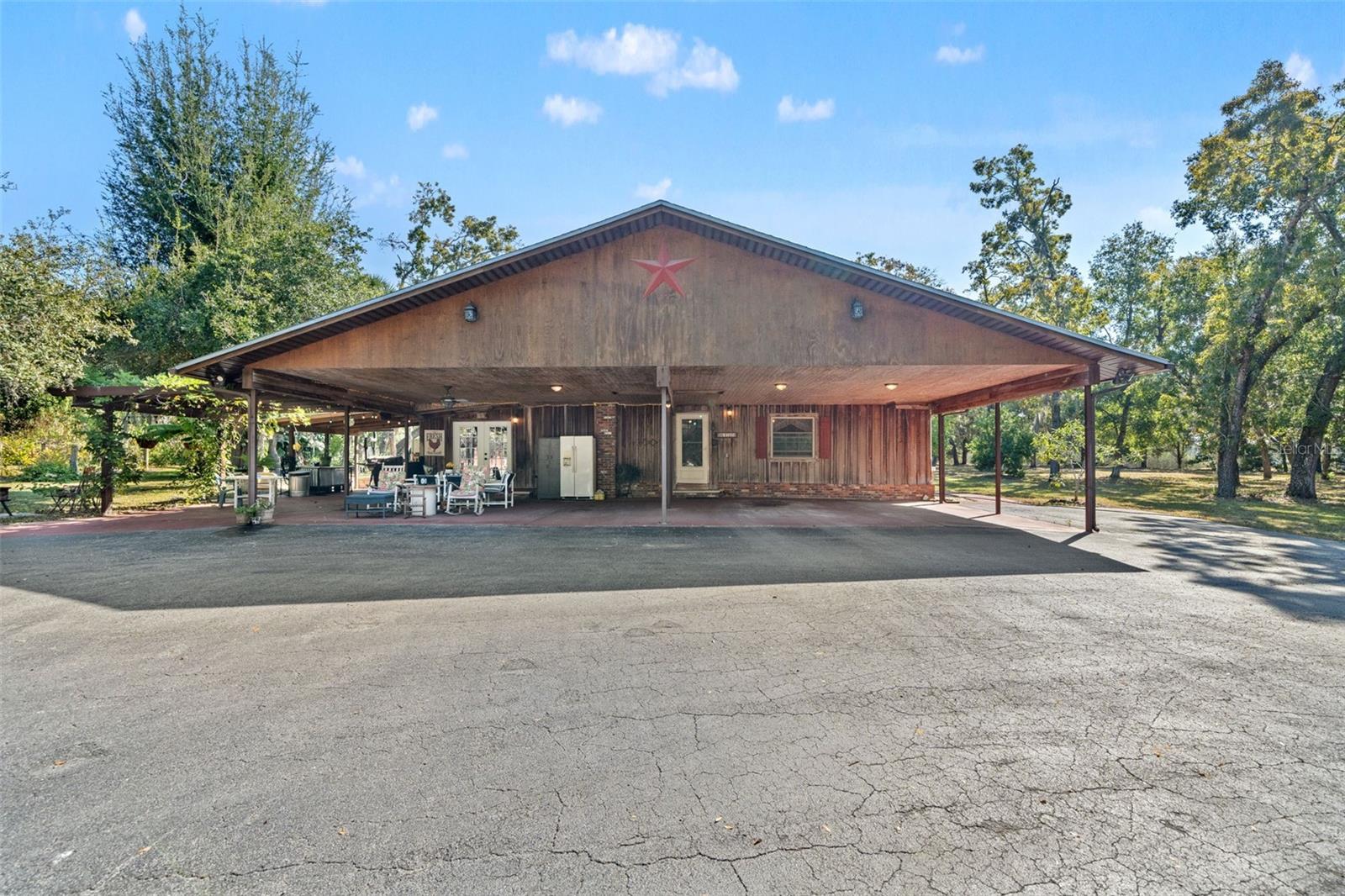 GULF COAST ACRES UNIT - Residential