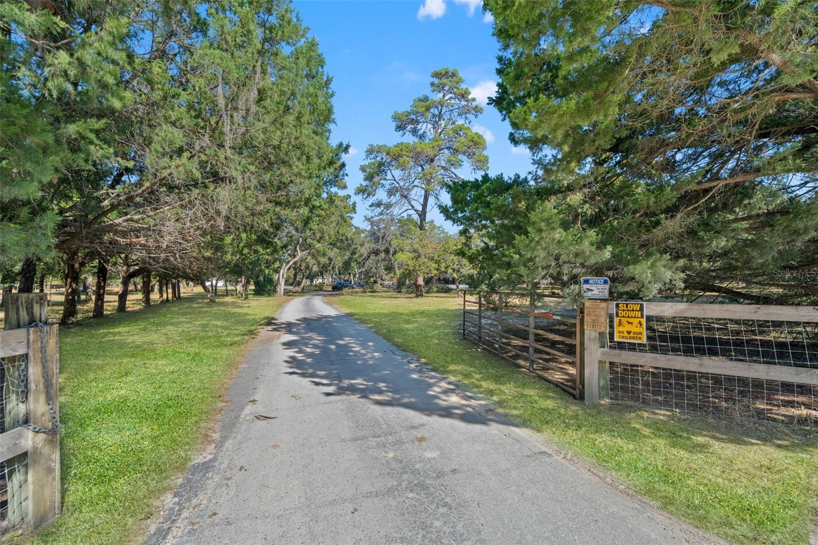GULF COAST ACRES UNIT - Residential