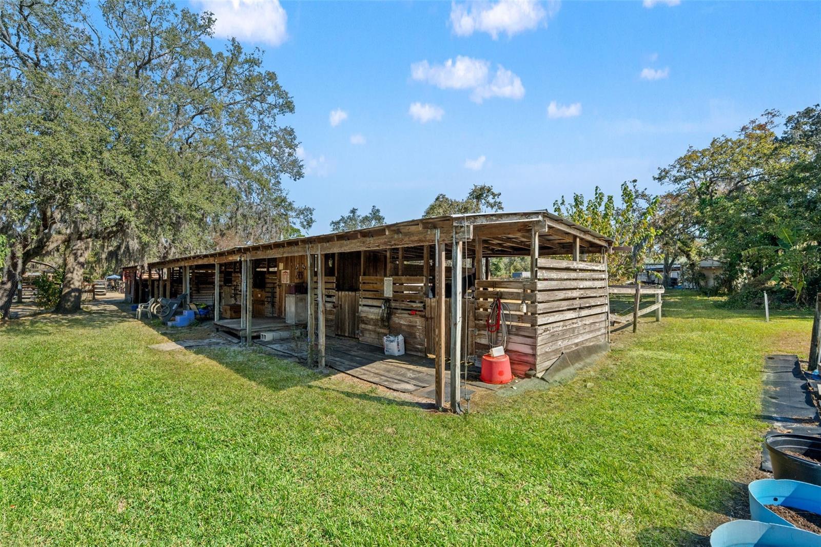 GULF COAST ACRES UNIT - Residential