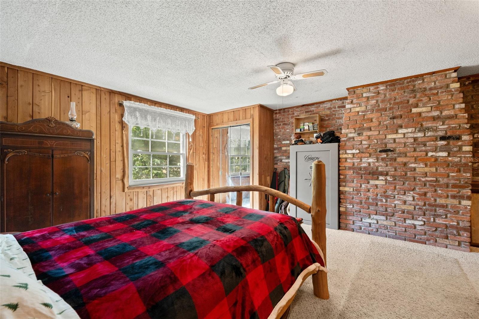 GULF COAST ACRES UNIT - Residential