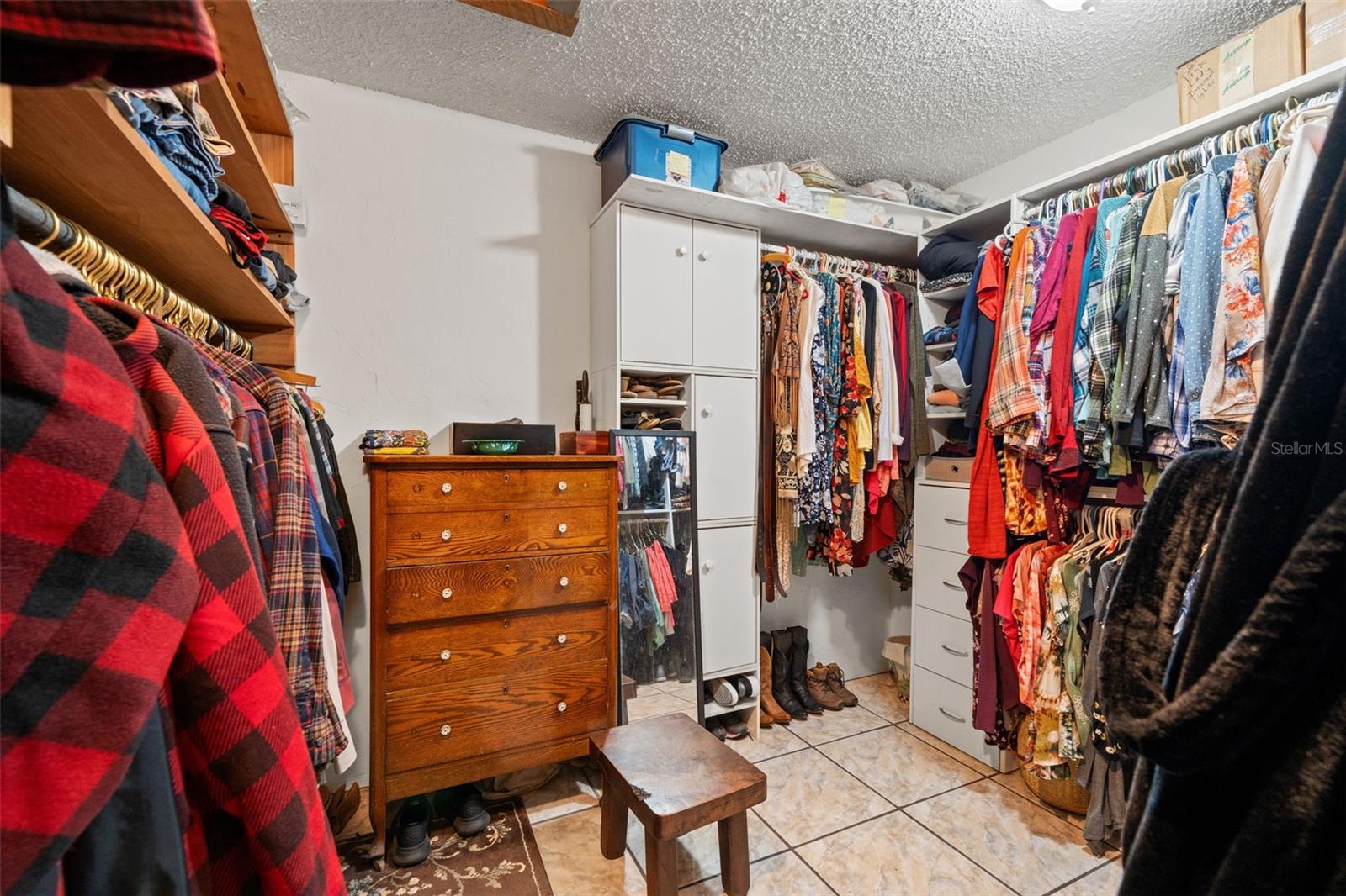 GULF COAST ACRES UNIT - Residential