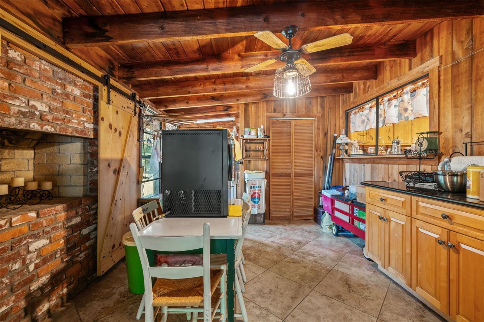 GULF COAST ACRES UNIT - Residential