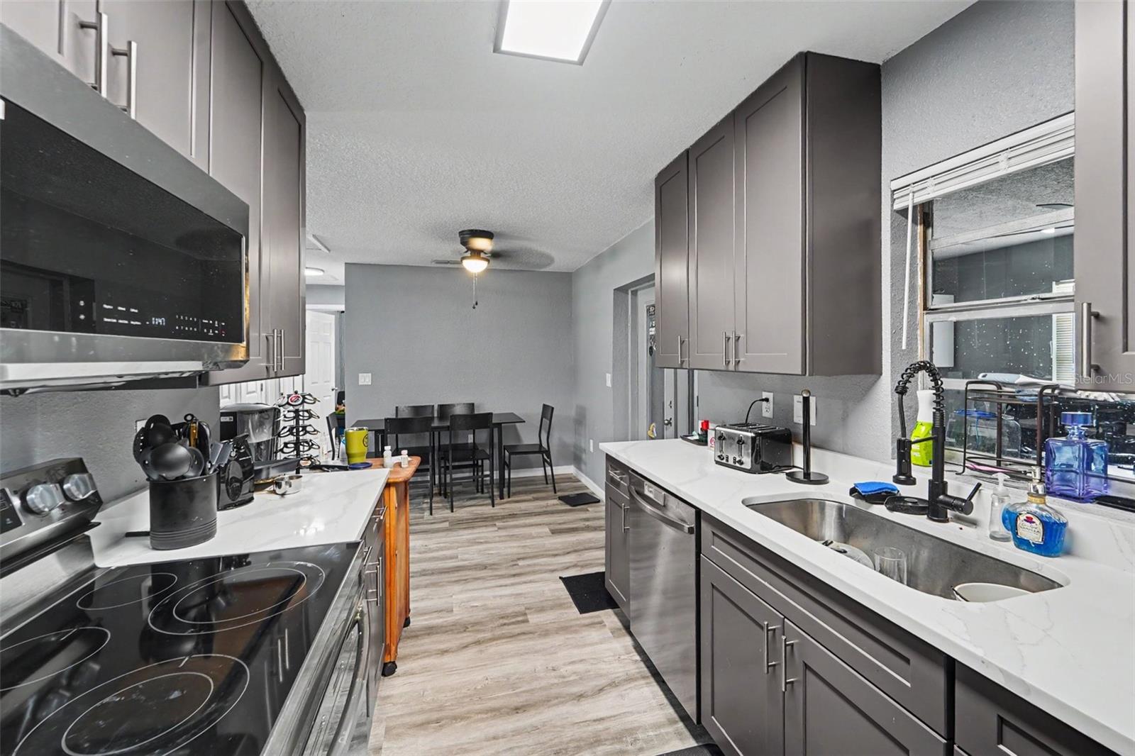 HILL N DALE UNIT 1 - Residential
