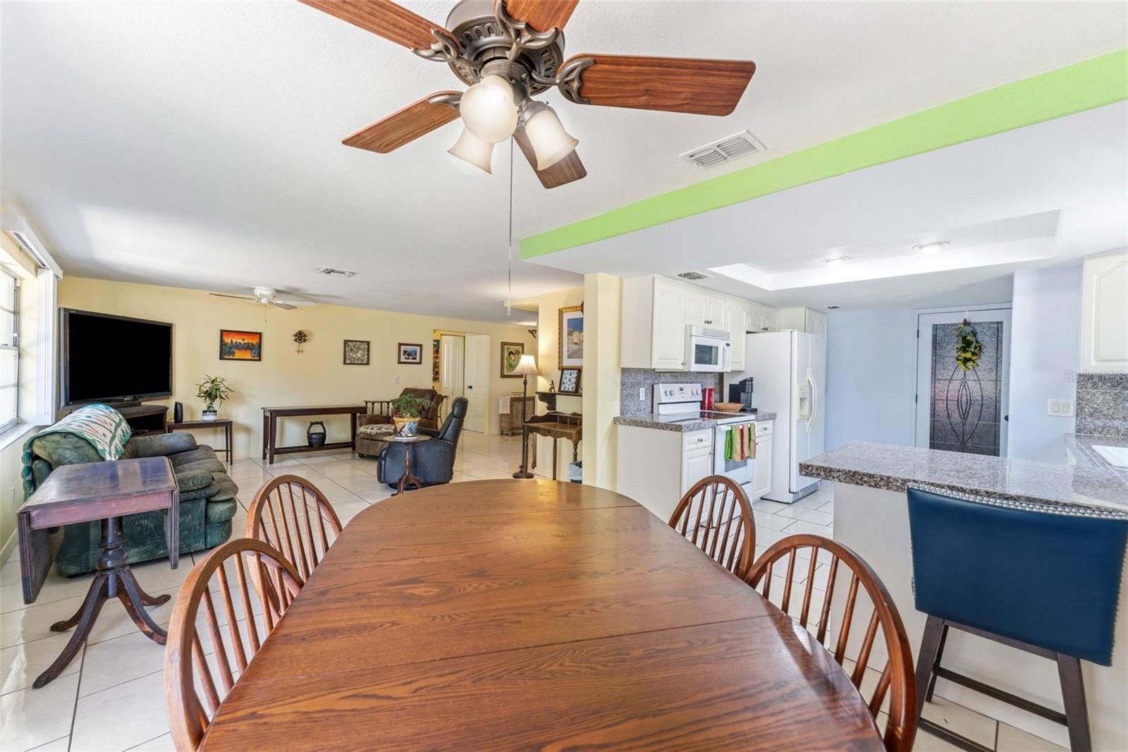 LOGAN PLACE - Residential