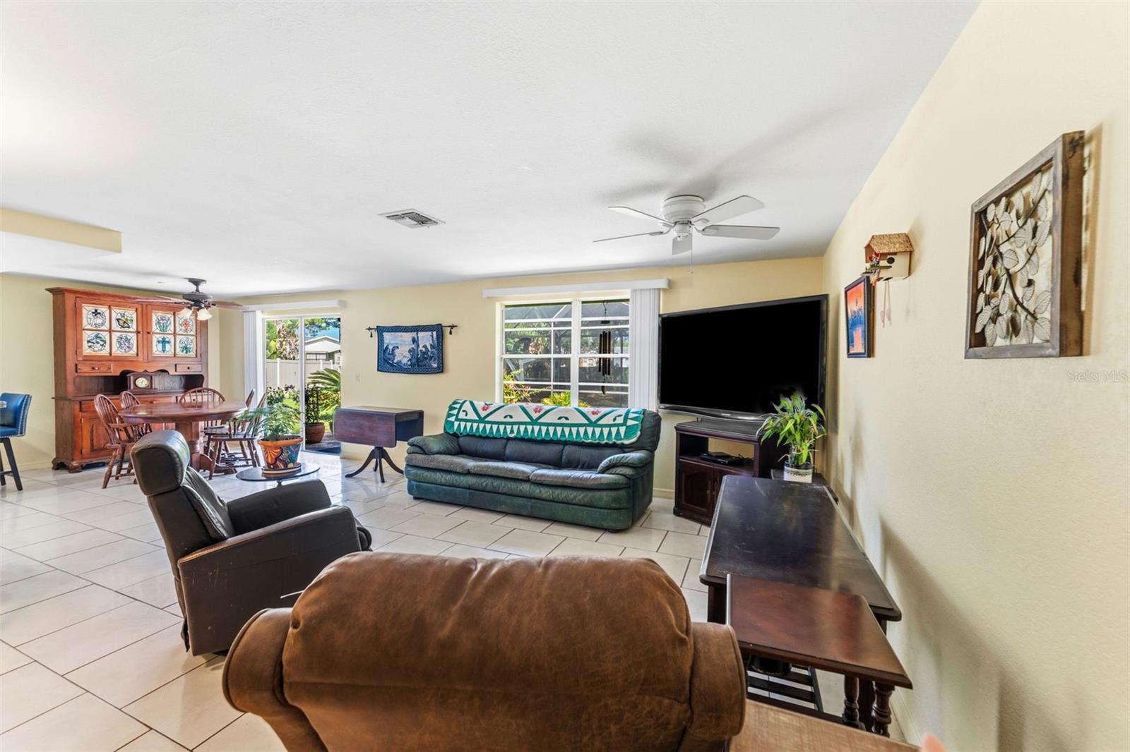 LOGAN PLACE - Residential