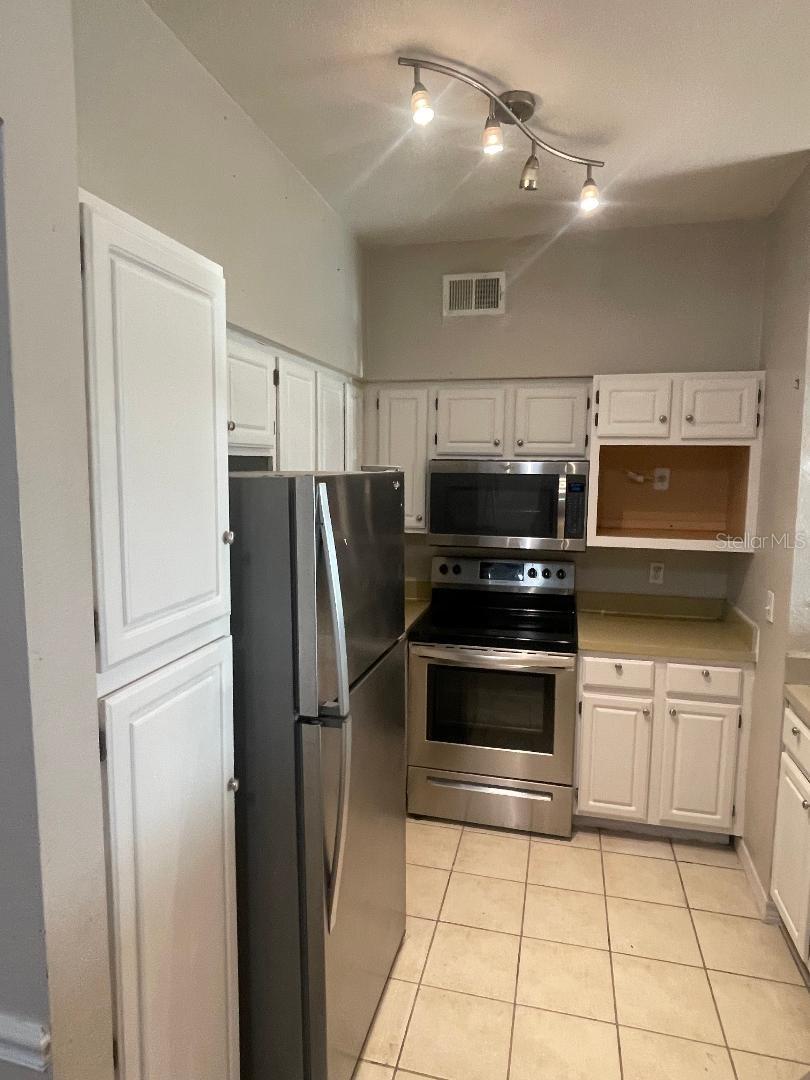 HAMPTONS/METROWEST - Residential
