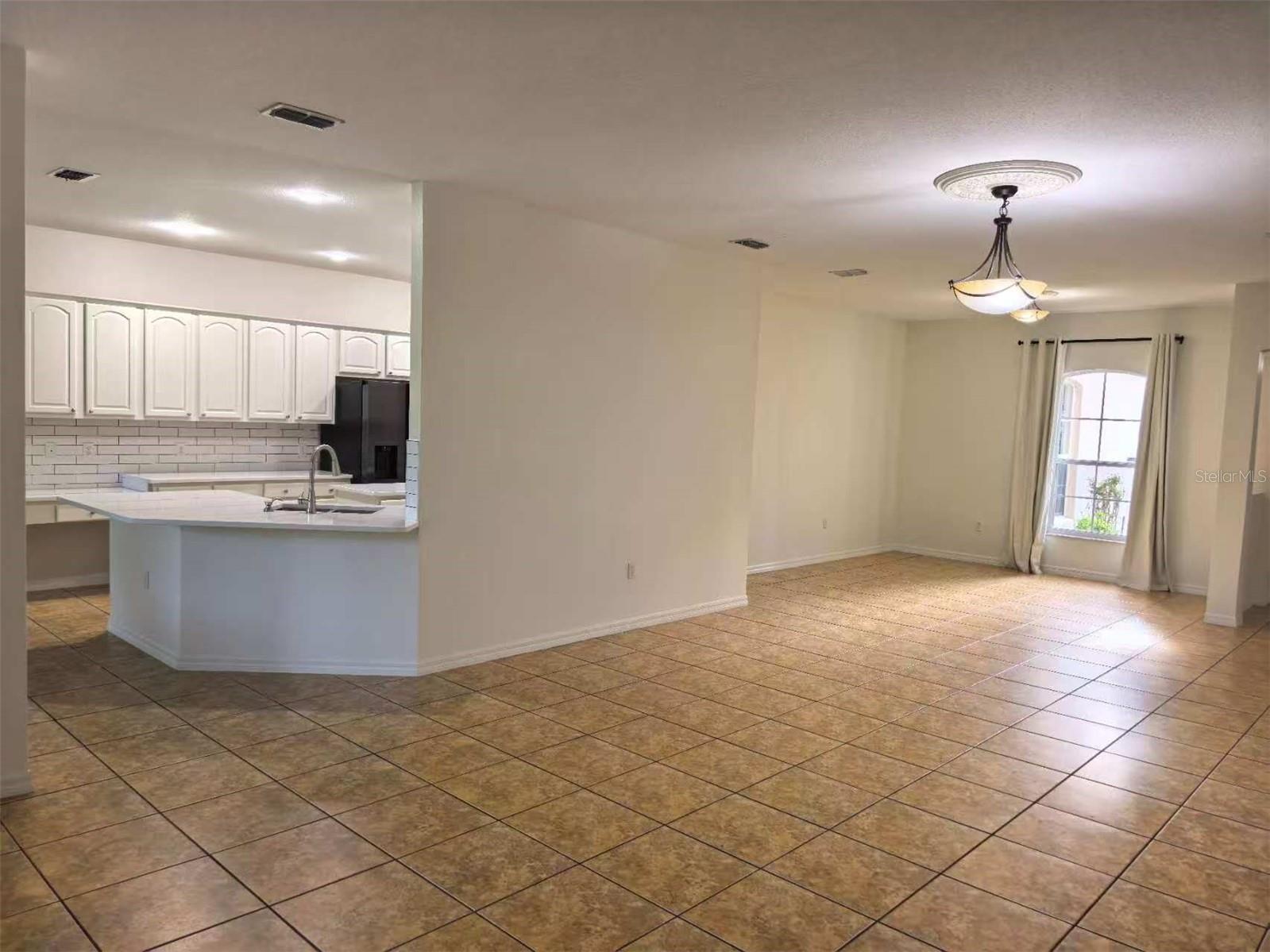 BELLALAGO - Residential Lease