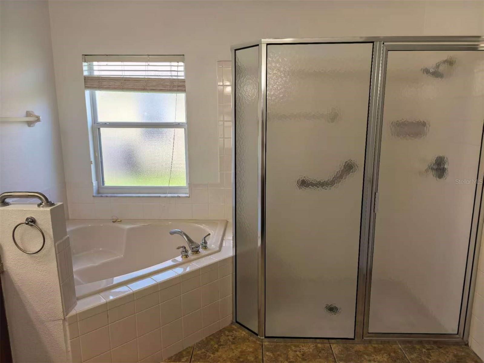BELLALAGO - Residential Lease