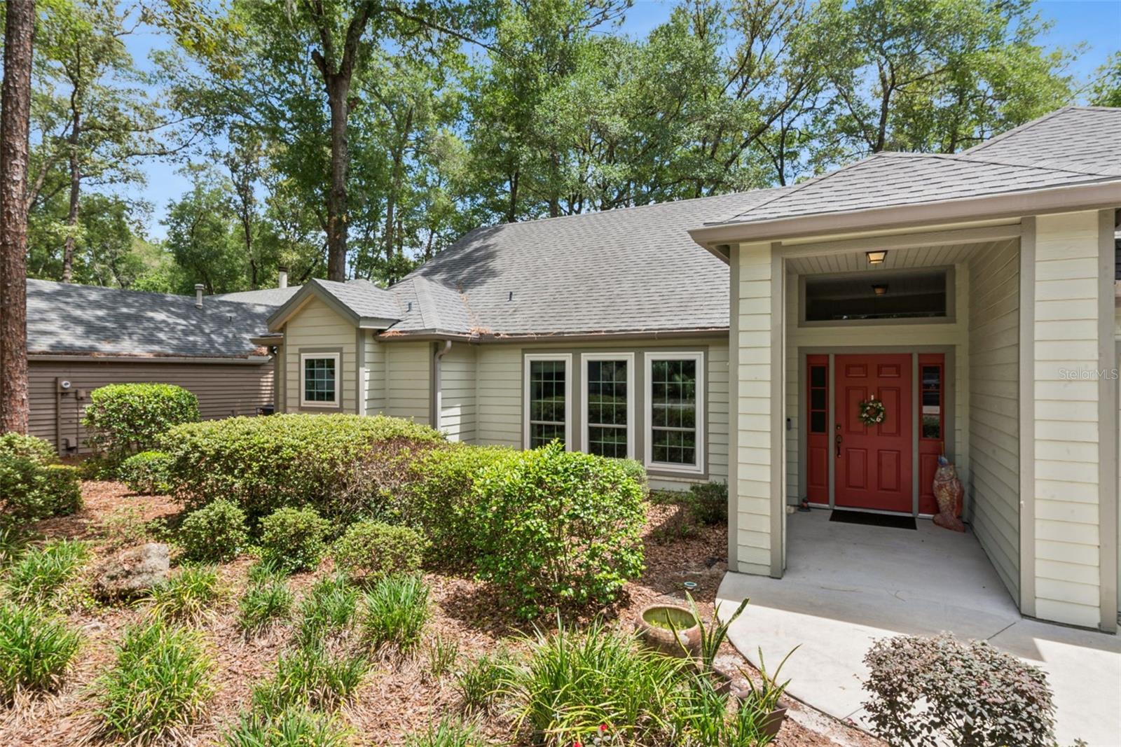 HP/SUTHERLAND CROSSING 13 - Residential