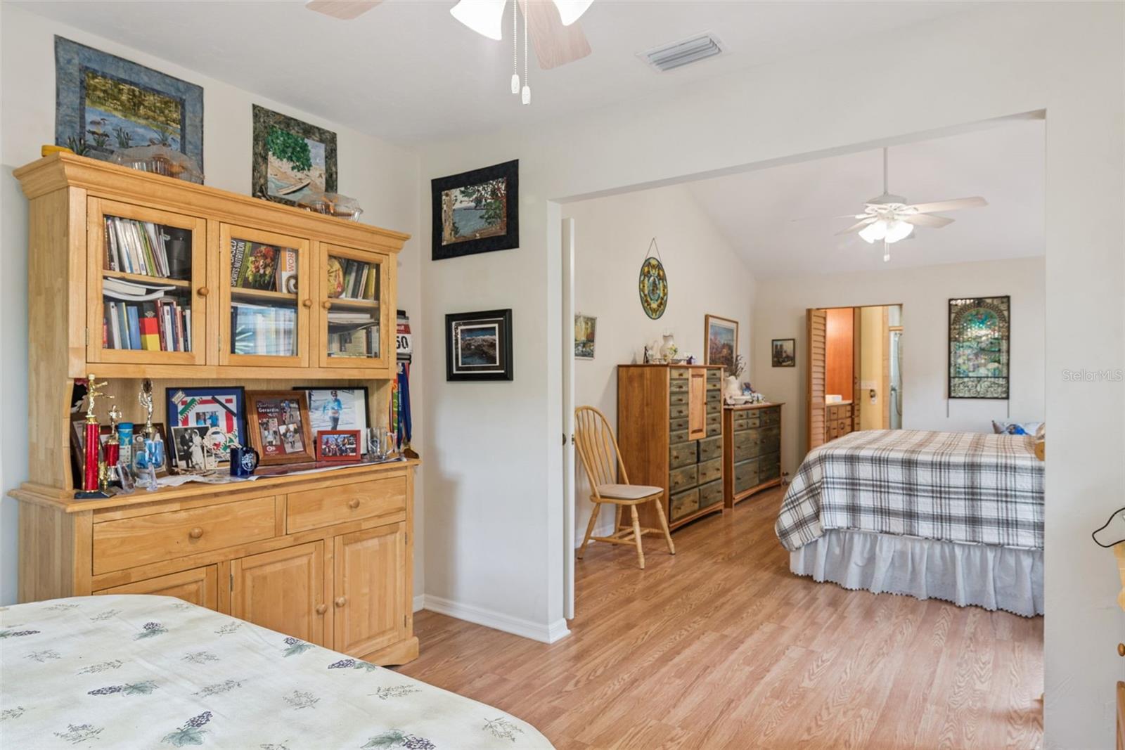 HP/SUTHERLAND CROSSING 13 - Residential
