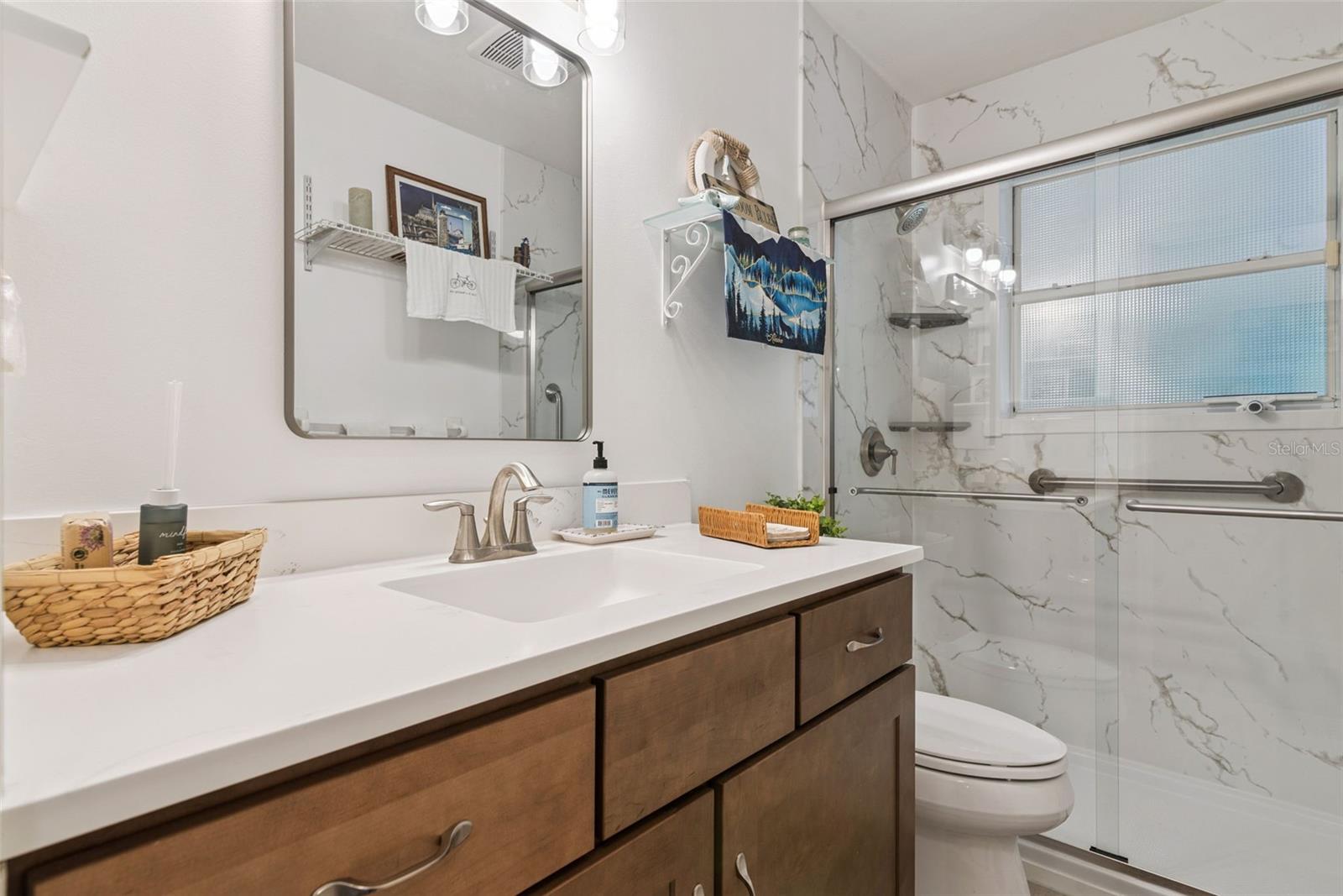 HP/SUTHERLAND CROSSING 13 - Residential