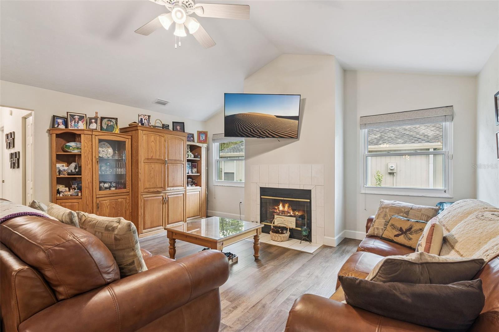 HP/SUTHERLAND CROSSING 13 - Residential