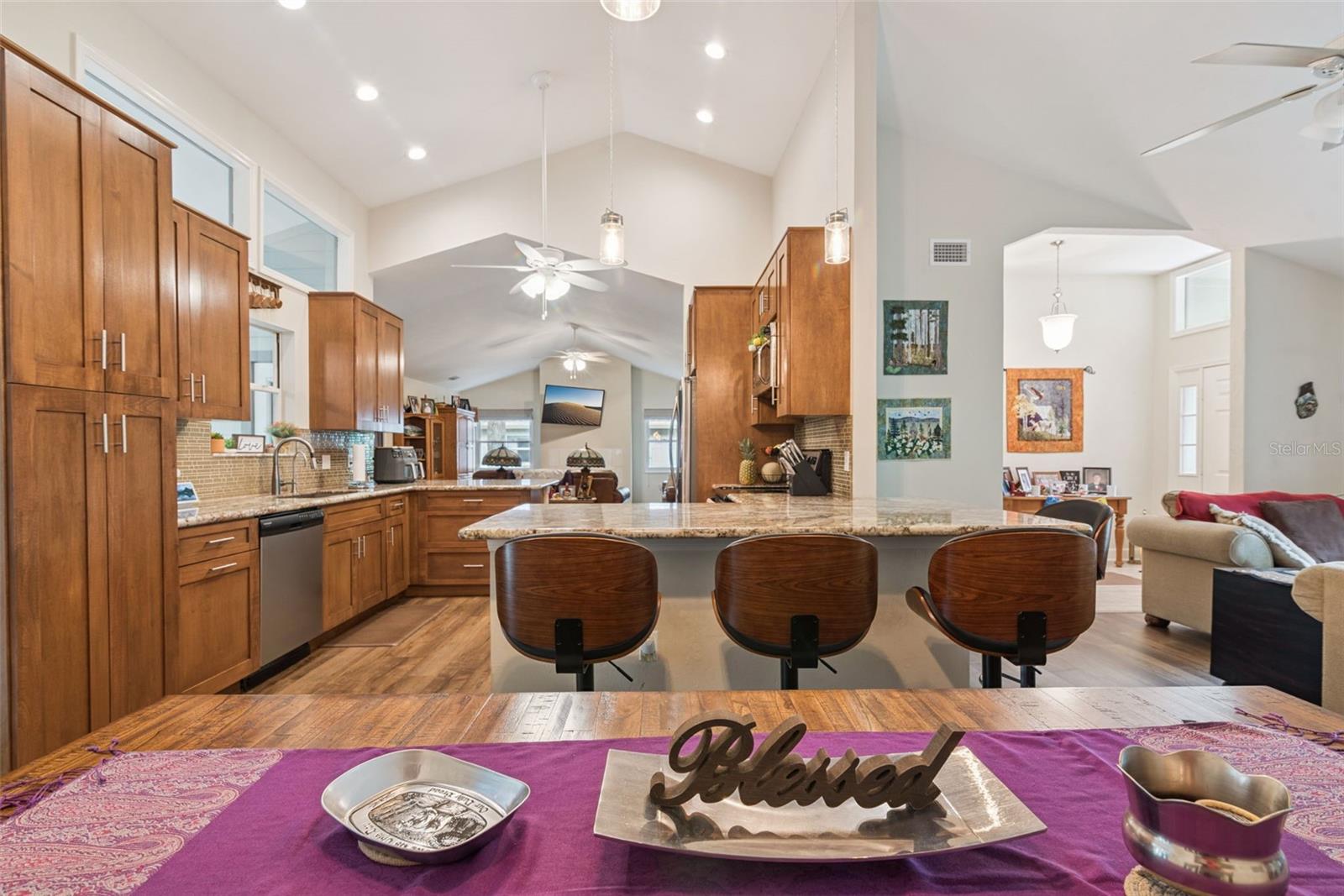 HP/SUTHERLAND CROSSING 13 - Residential