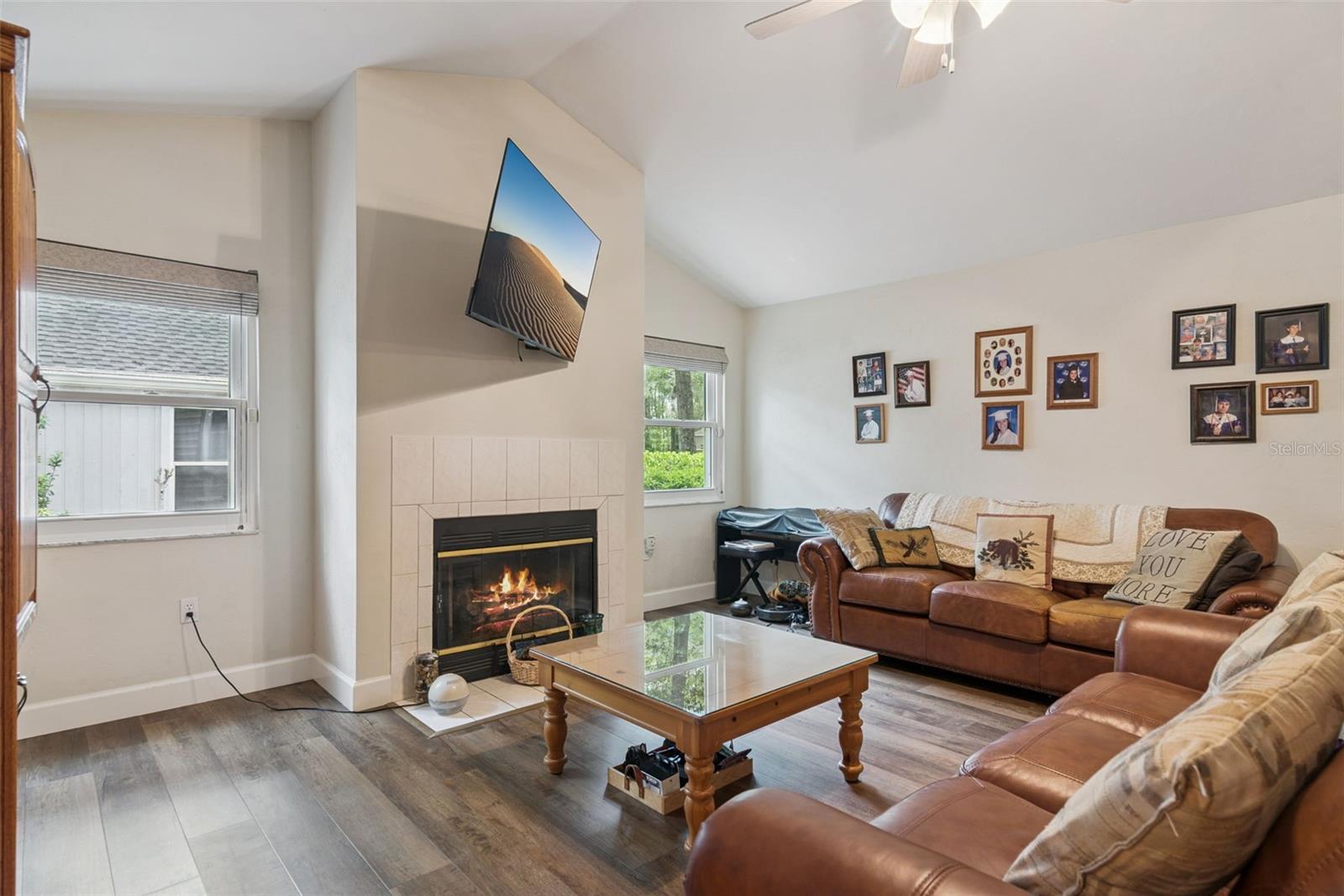 HP/SUTHERLAND CROSSING 13 - Residential