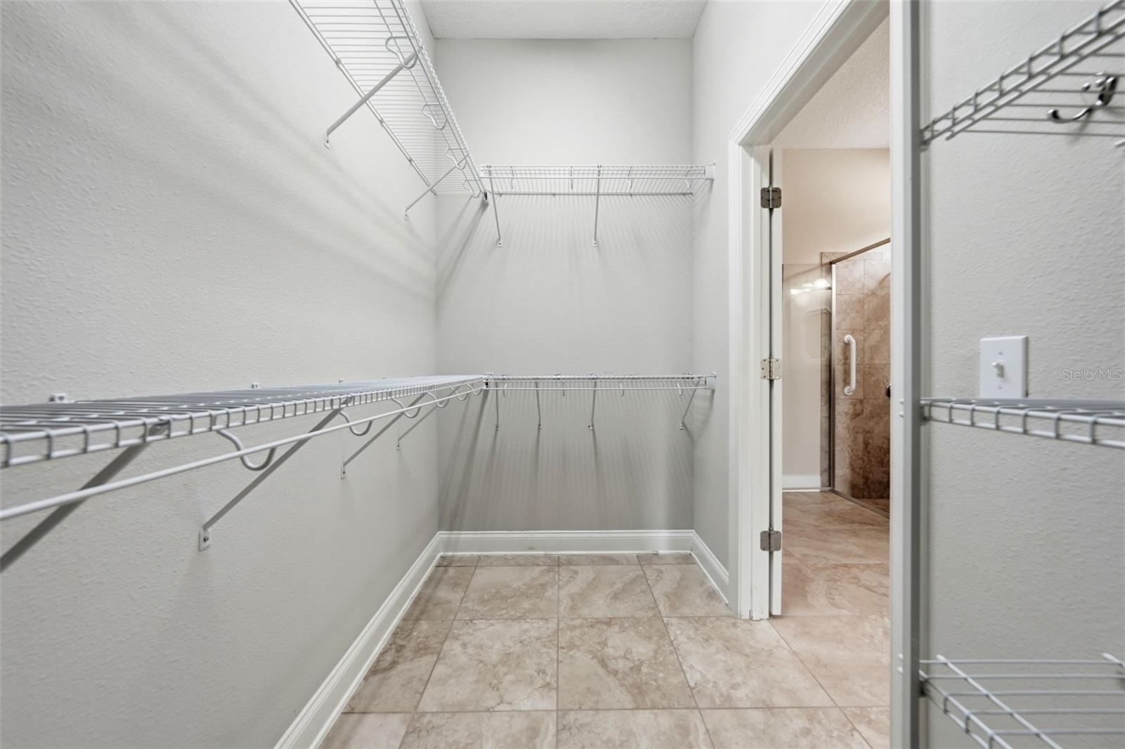 JOHNS LAKE LNDG PH 2 - Residential