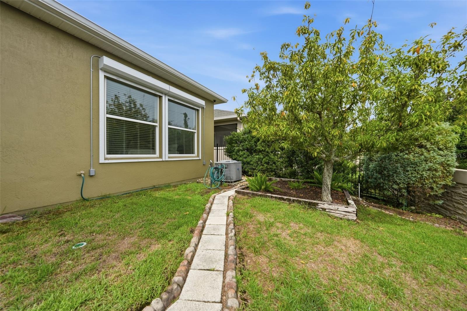 JOHNS LAKE LNDG PH 2 - Residential