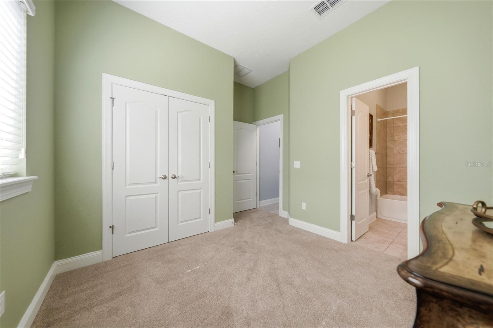 JOHNS LAKE LNDG PH 2 - Residential