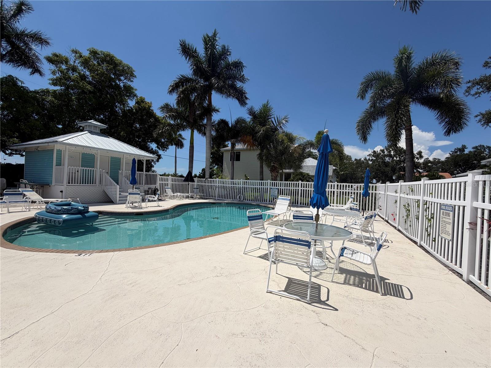 HERITAGE BAY - Residential